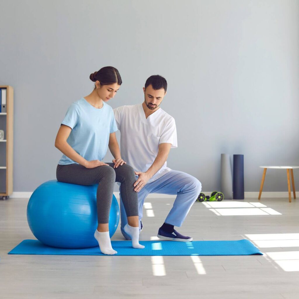 knee pain physiotherapy IN faridabad